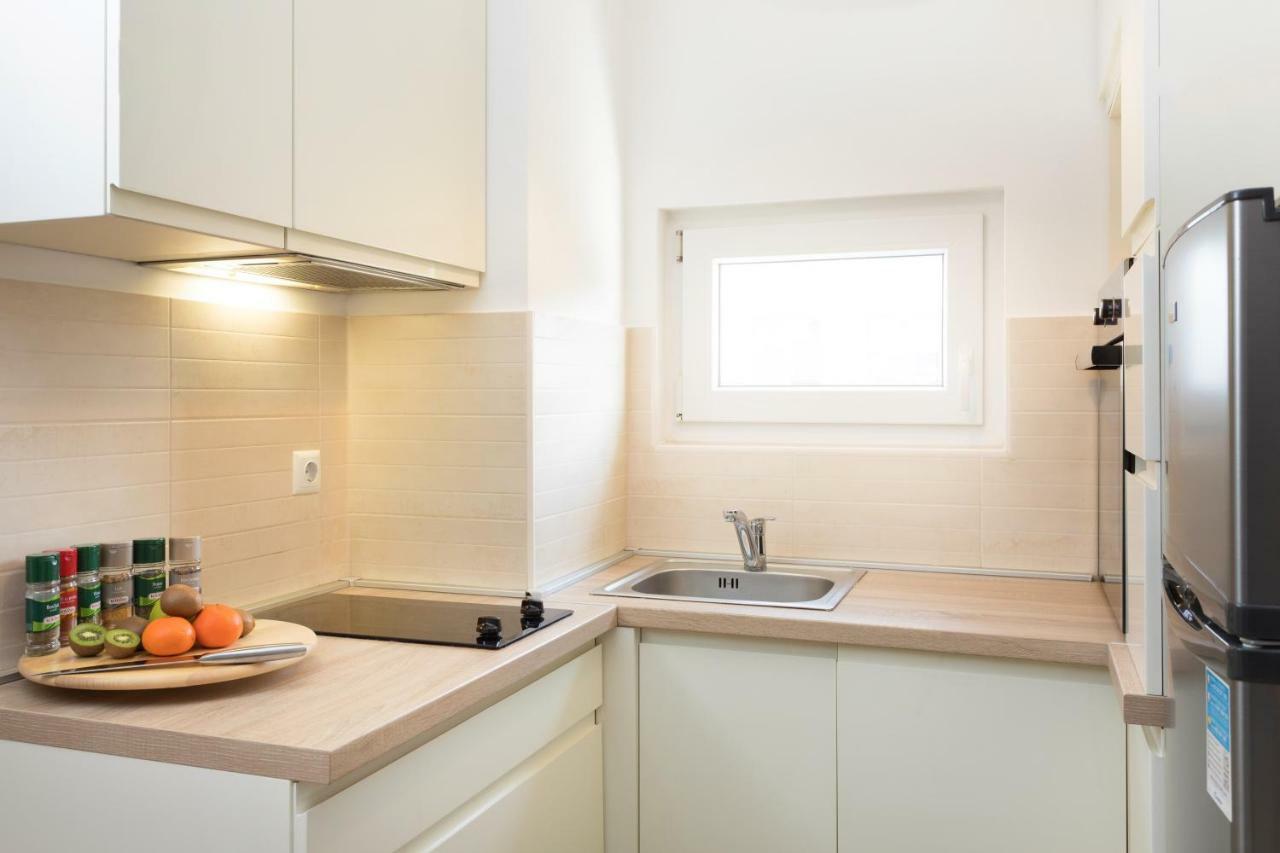 Cute And Sunny Studio In Zagreb With Balcony & Free Parking ภายนอก รูปภาพ