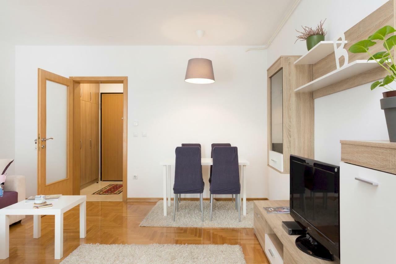 Cute And Sunny Studio In Zagreb With Balcony & Free Parking ภายนอก รูปภาพ