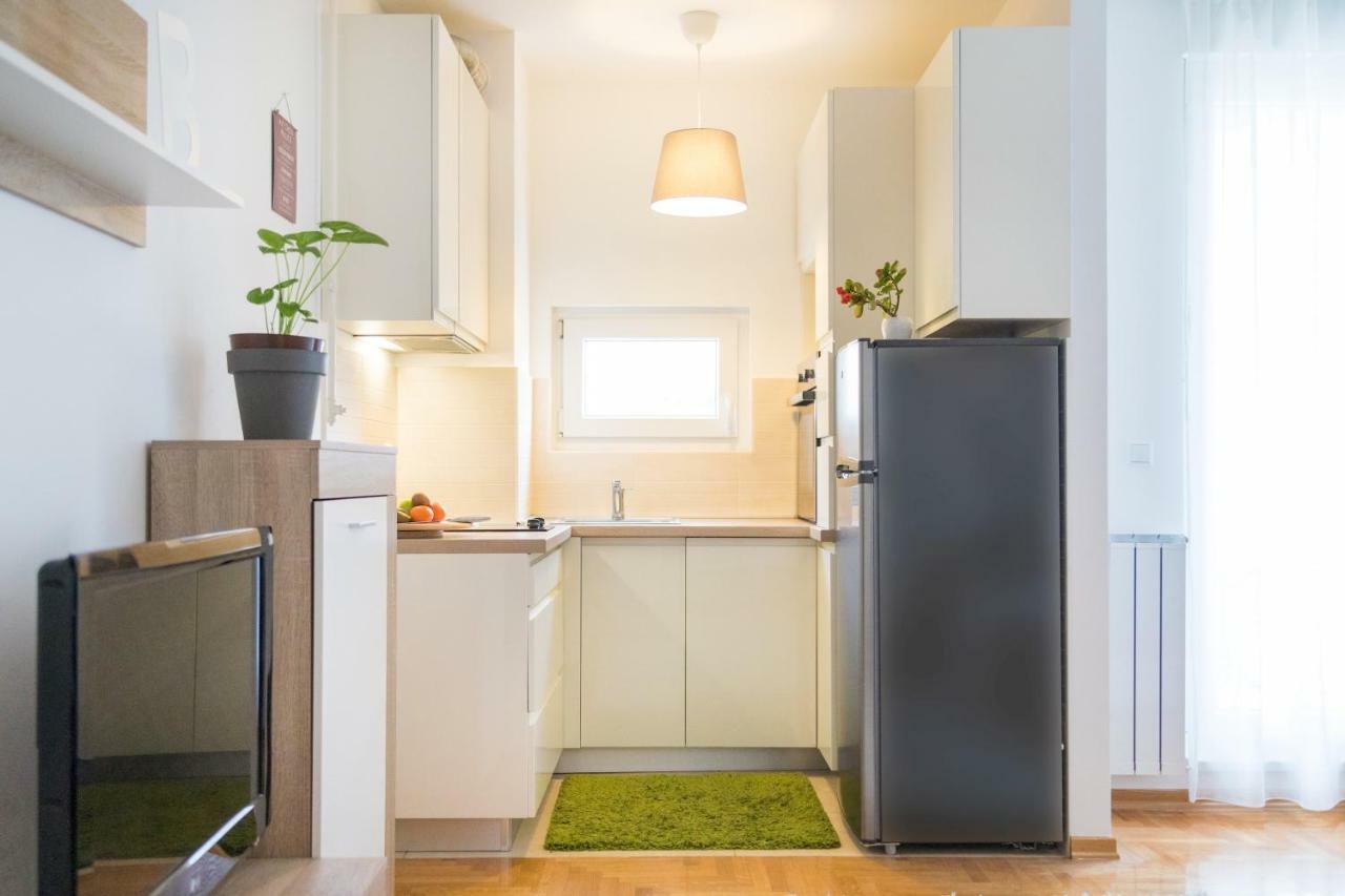 Cute And Sunny Studio In Zagreb With Balcony & Free Parking ภายนอก รูปภาพ